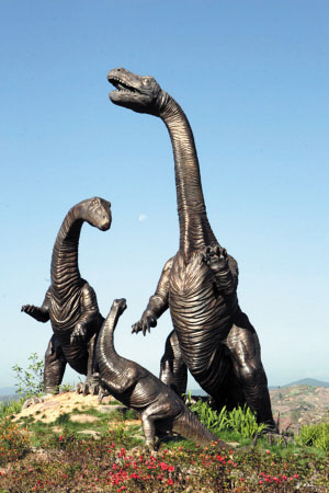 80元狂欢恐龙谷 第二届阿纳狂欢节明天登场