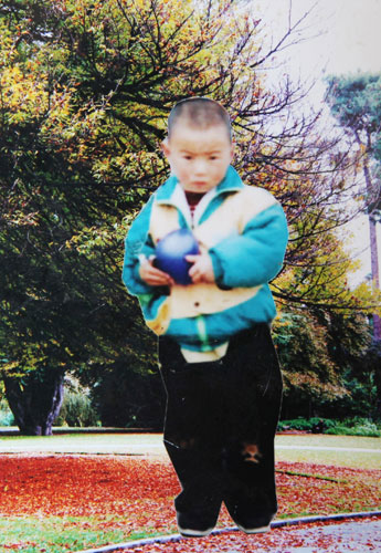 8,黄洋洋,1998年生,2003年10月9日在官渡区白龙寺丢失9,尹小二,2000年