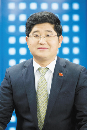 昆明19县市区争亮发展秘笈贯彻落实市委全会精神