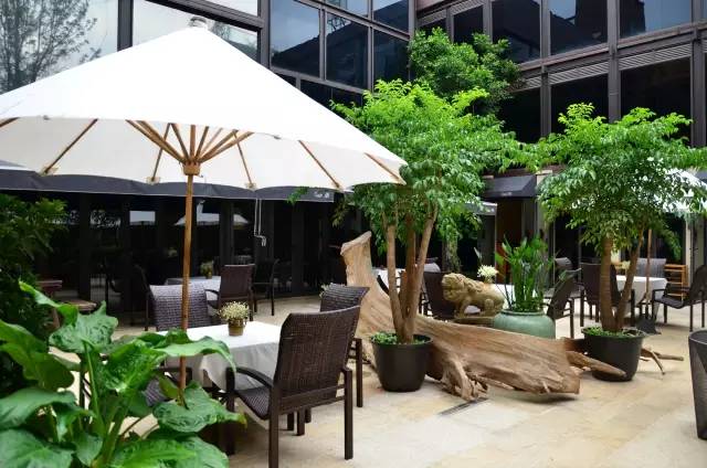 熙楼地道精品过桥米线 畅享"舌尖翠湖"_昆明信息港