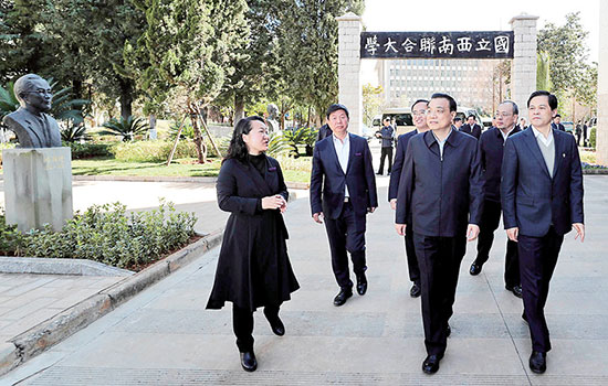 李克强在昆考察 希望斗南花市成为世界第一