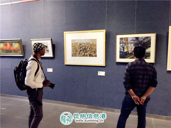 2017中国·南亚东南亚国际美术展开幕 展出160件作品