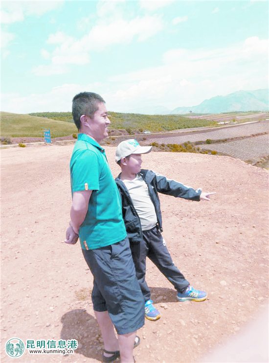 扶贫忠魂永驻“红土地”：追记昆明扶贫驻村干部刘军