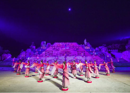 泰山封禅大典：夜间游和文化旅游的完美结合