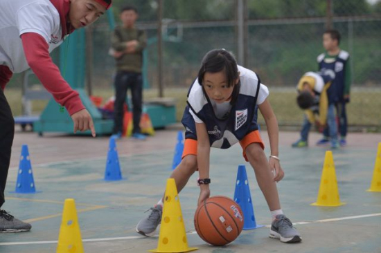 云南131所中小学入选首批全国青少年校园篮球特色学校