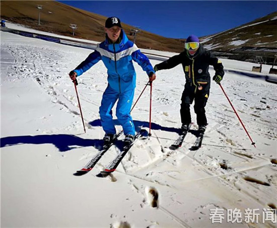 云南首个高山滑雪场27日会泽迎客