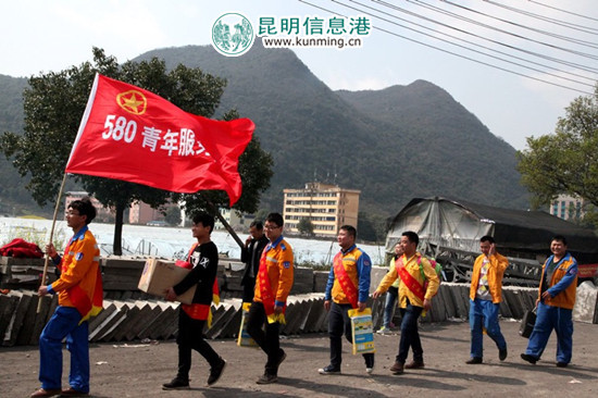 多方爱心接力 兔唇孤儿踏上圆梦之旅  