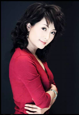 耿嘉 公益女神,行走在爱的旅途上"由你啃"蛋糕创始人.