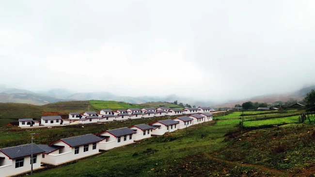 微光丨 “脱贫，一个人都没落下！”彝族老村长的心里话